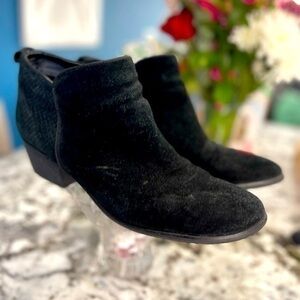 Michael Shannon Booties woman’s size 10